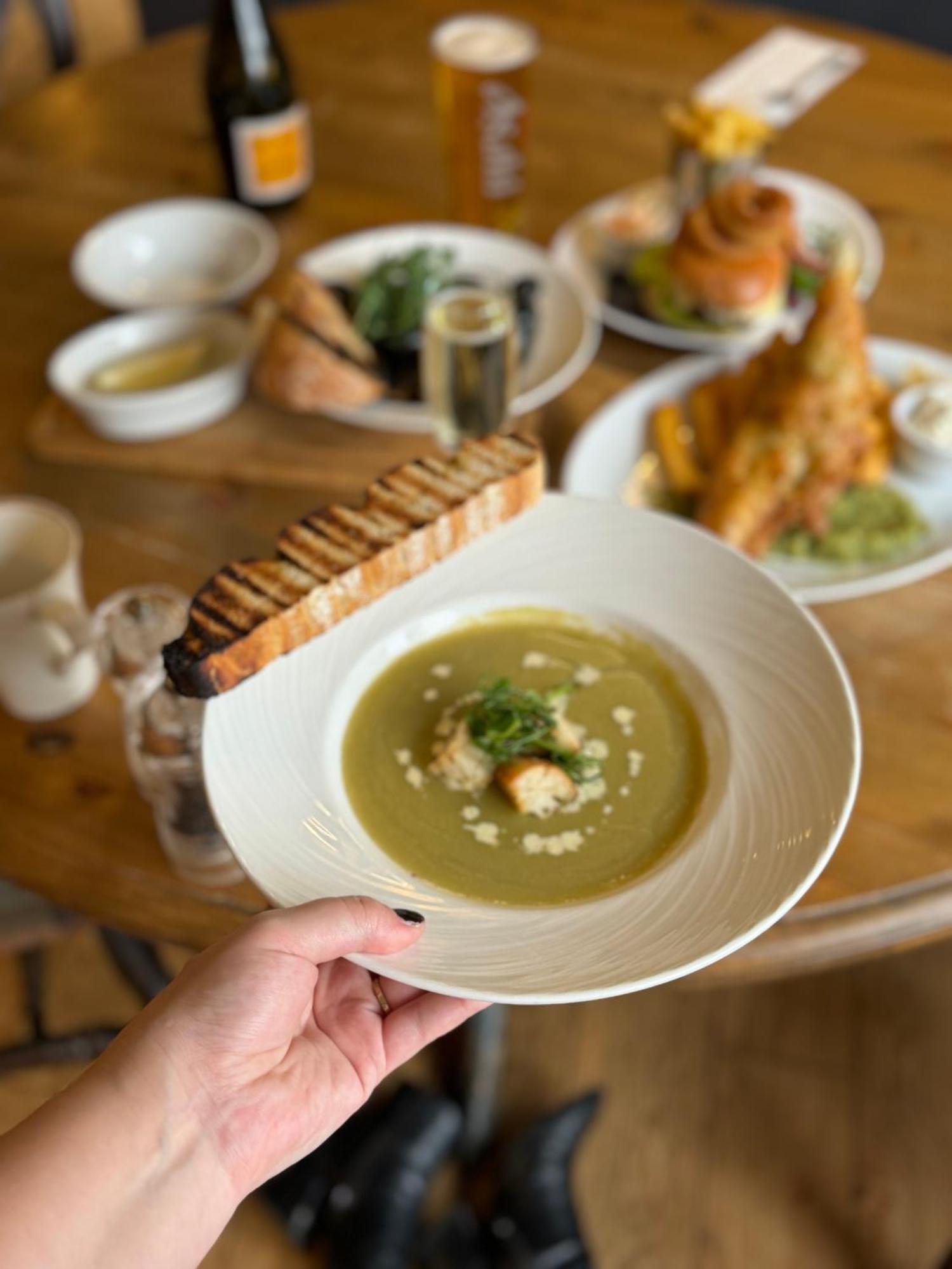 The Mortimer Arms (Adults Only) Romsey Exteriér fotografie