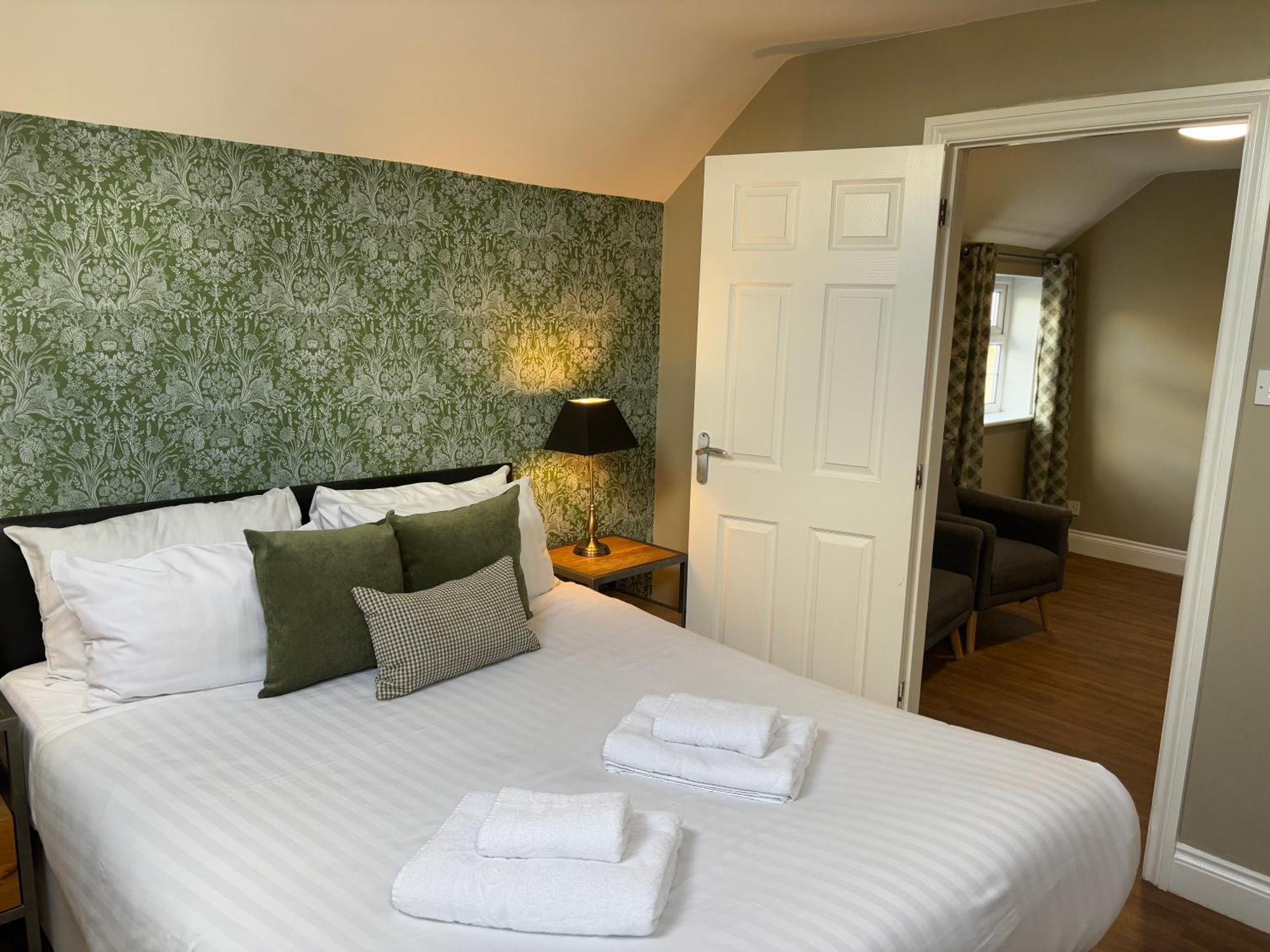 The Mortimer Arms (Adults Only) Romsey Exteriér fotografie